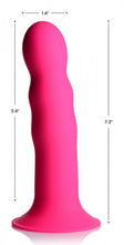 Lade das Bild in den Galerie-Viewer, Squeeze-It gewellter Dildo - Rosa