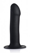 Lade das Bild in den Galerie-Viewer, Squeeze-It Phallic Dildo - Schwarz