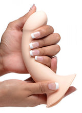 Lade das Bild in den Galerie-Viewer, Squeeze-It Phallic Dildo - Beige