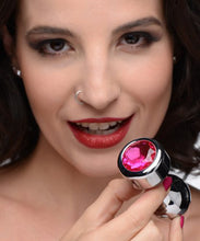 Lade das Bild in den Galerie-Viewer, Aluminium Butt Plug mit rosa Kristall - Medium