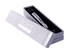 Lade das Bild in den Galerie-Viewer, Doxy Die Cast Vibrator - Silber