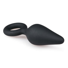 Lade das Bild in den Galerie-Viewer, Schwarze Buttplugs mit Zugring - Mittlere Größe