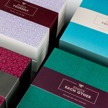 Lade das Bild in den Galerie-Viewer, LoveBoxxx - Solo Box Women