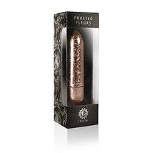 Lade das Bild in den Galerie-Viewer, Frosted Fleur - Crystal
