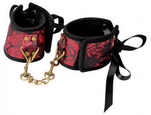 Lade das Bild in den Galerie-Viewer, Red Dragon Bondage Set
