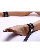 Lade das Bild in den Galerie-Viewer, Frisky 8-teiliges Bondage Fessel-Set
